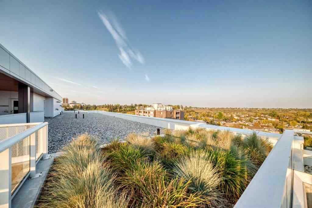 MLS® A2262579 - Unit #311 1107 Gladstone Road NW in Hillhurst Calgary, Residential