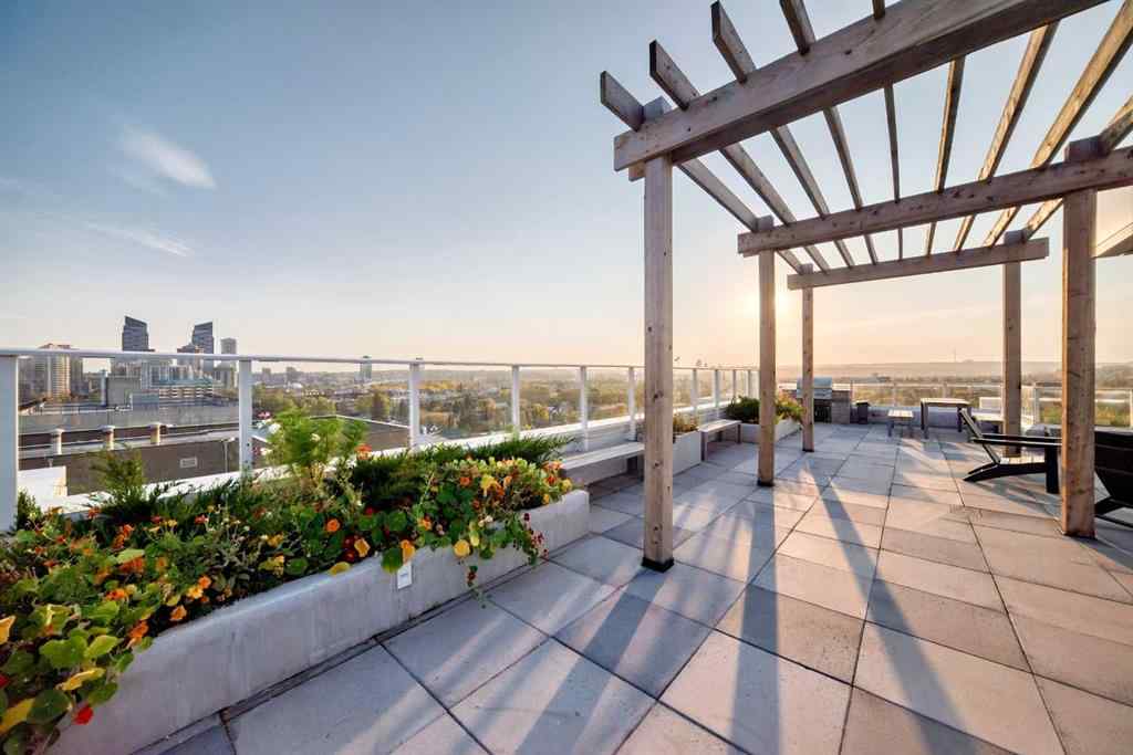 MLS® A2262579 - Unit #311 1107 Gladstone Road NW in Hillhurst Calgary, Residential