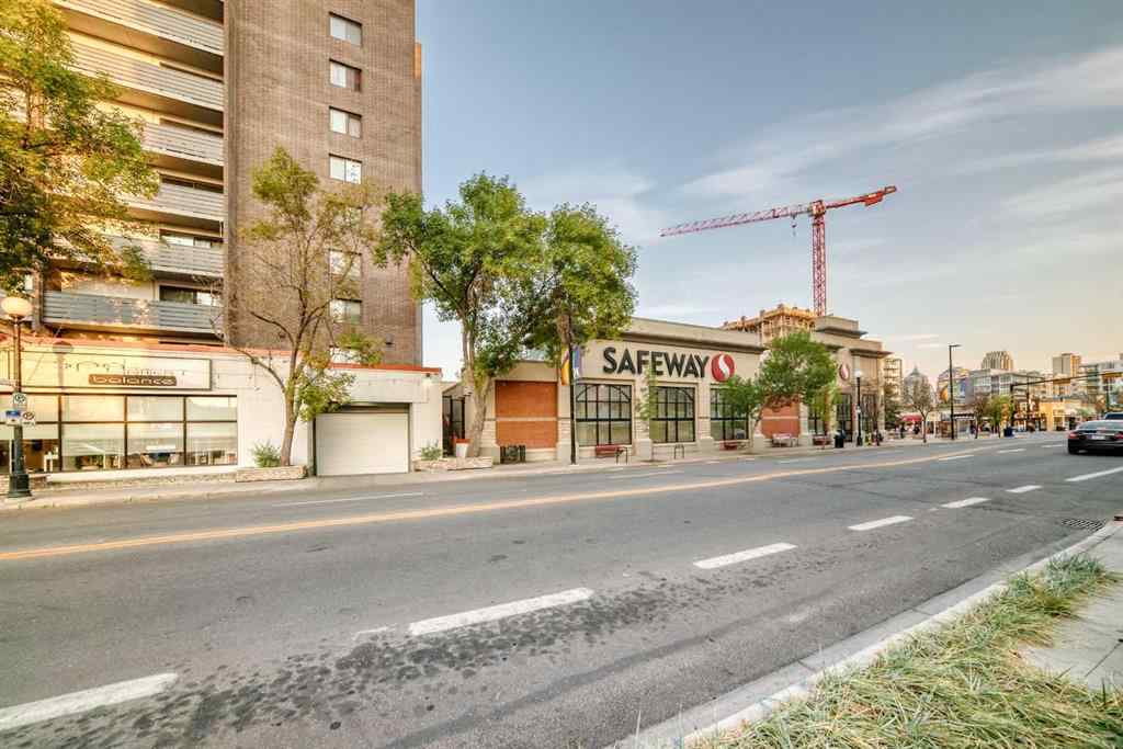 MLS® A2262579 - Unit #311 1107 Gladstone Road NW in Hillhurst Calgary, Residential