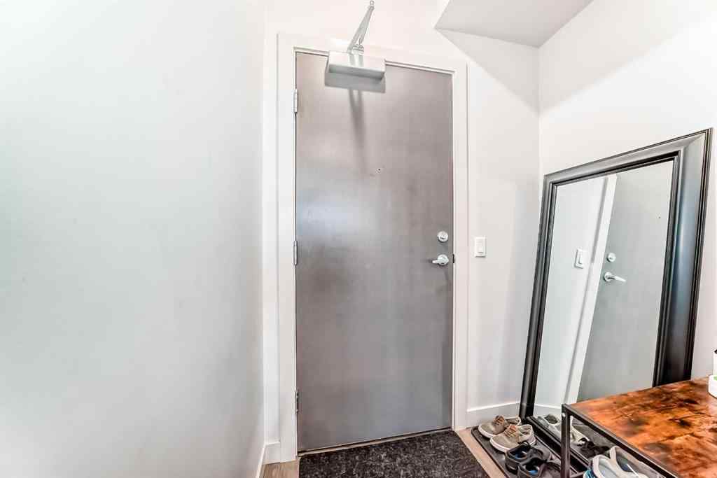 MLS® A2262579 - Unit #311 1107 Gladstone Road NW in Hillhurst Calgary, Residential