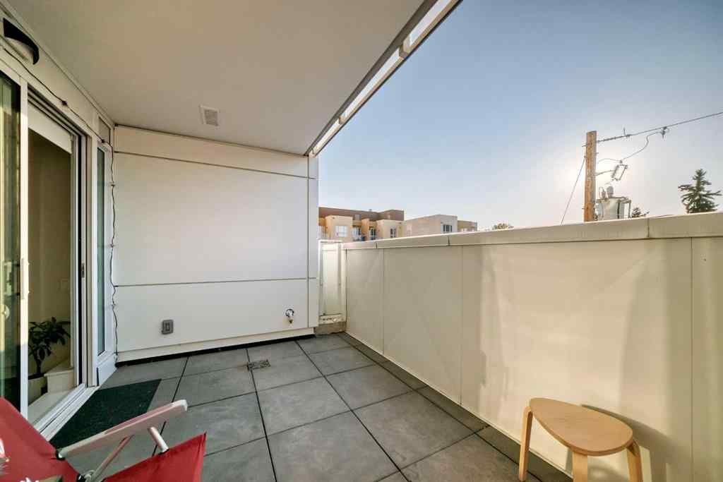 MLS® A2262579 - Unit #311 1107 Gladstone Road NW in Hillhurst Calgary, Residential