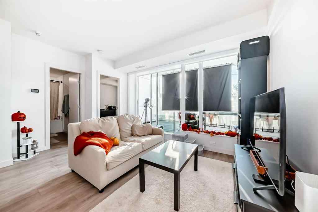 MLS® A2262579 - Unit #311 1107 Gladstone Road NW in Hillhurst Calgary, Residential