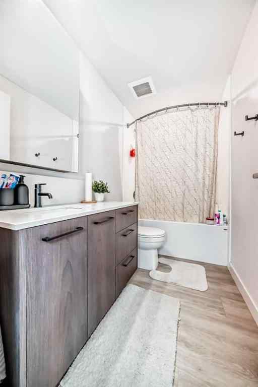 MLS® A2262579 - Unit #311 1107 Gladstone Road NW in Hillhurst Calgary, Residential