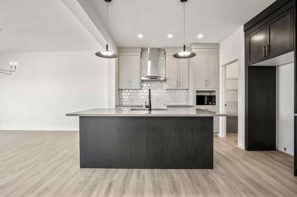 MLS® A2262583 - 188 Sage Hill Heights NW in Sage Hill Calgary, Residential