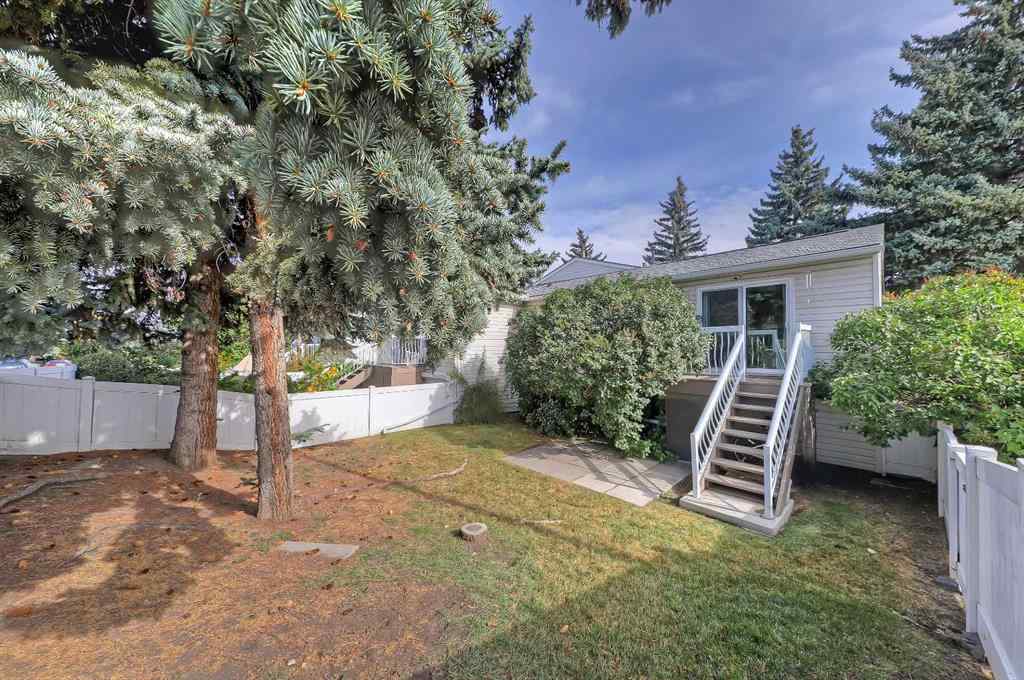 MLS® A2262585 - 102 Sabrina Road SW in Southwood Calgary, Residential