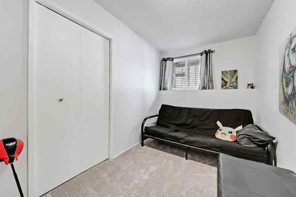 MLS® A2262585 - 102 Sabrina Road SW in Southwood Calgary, Residential