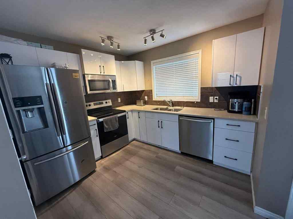 MLS® A2262592 - 19 Taralake Rise NE in Taradale Calgary, Residential