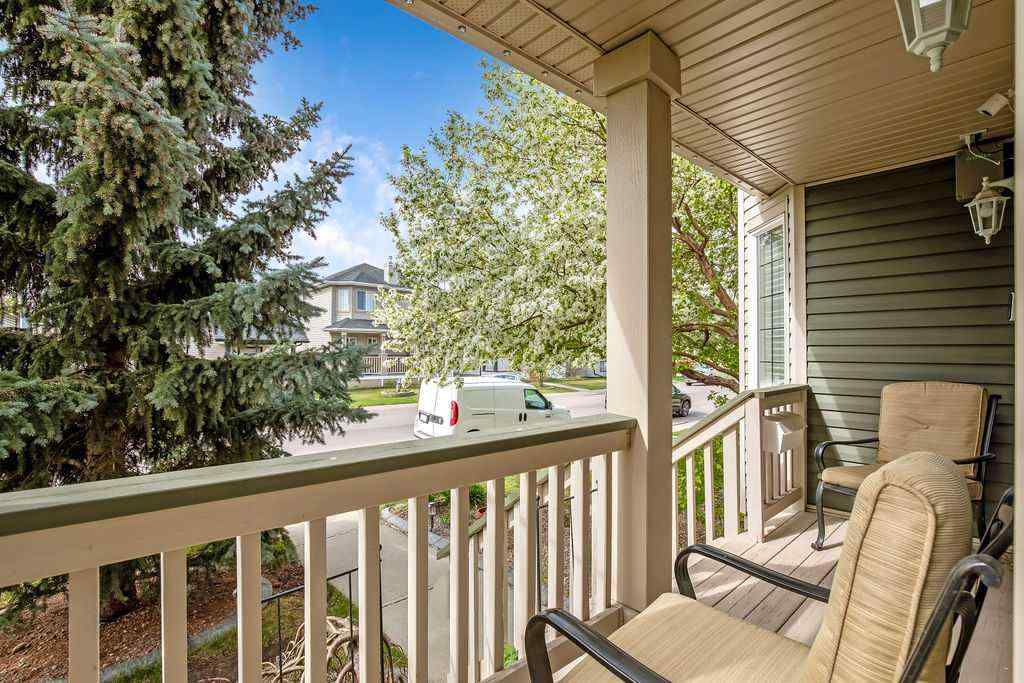 MLS® A2262599 - 17 Luxstone Crescent SW in Luxstone Airdrie, Residential