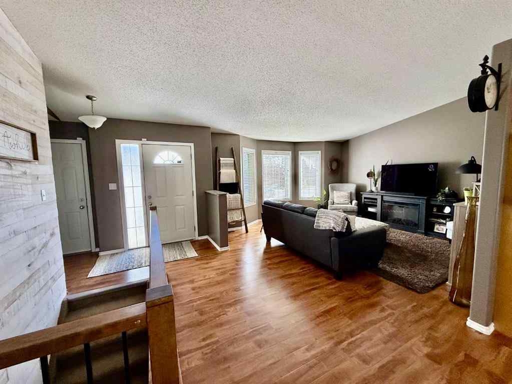 MLS® A2262605 - 5506 43A Street  in Provost Provost, Residential