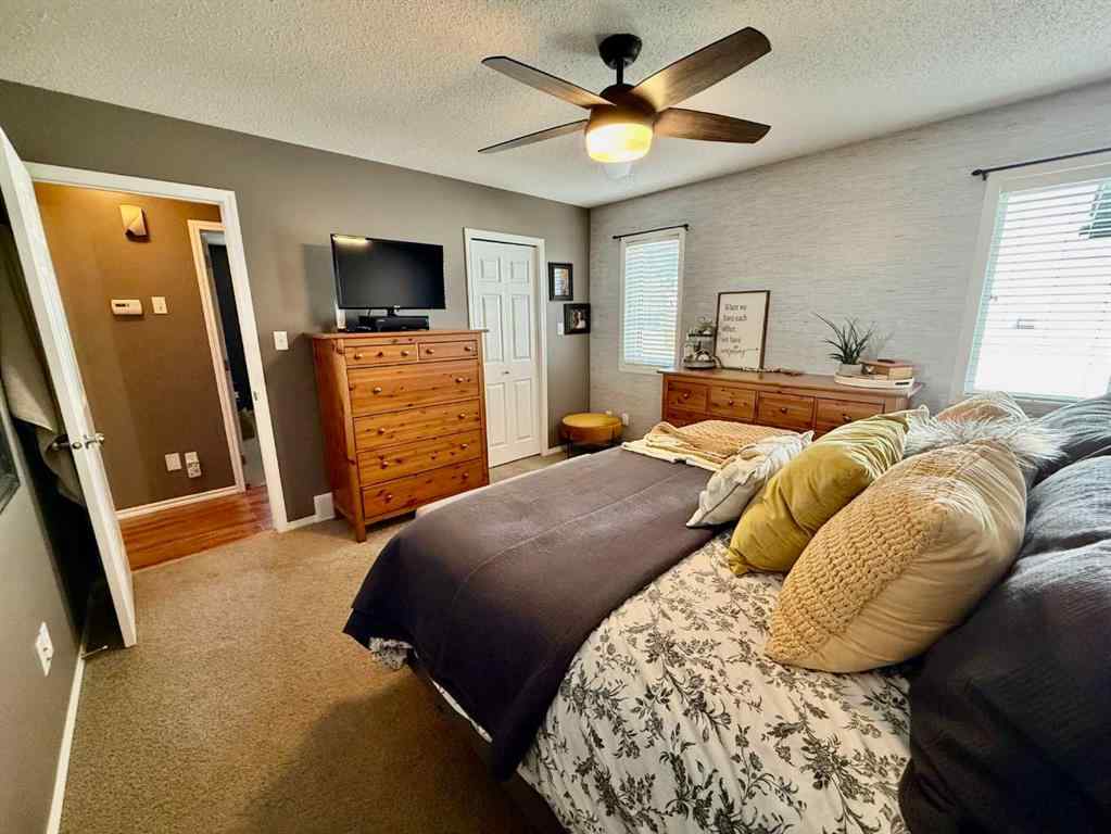 MLS® A2262605 - 5506 43A Street  in Provost Provost, Residential