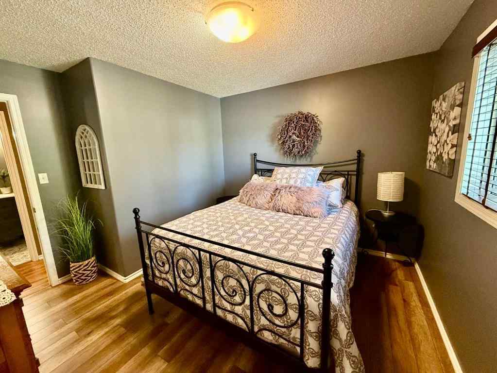 MLS® A2262605 - 5506 43A Street  in Provost Provost, Residential