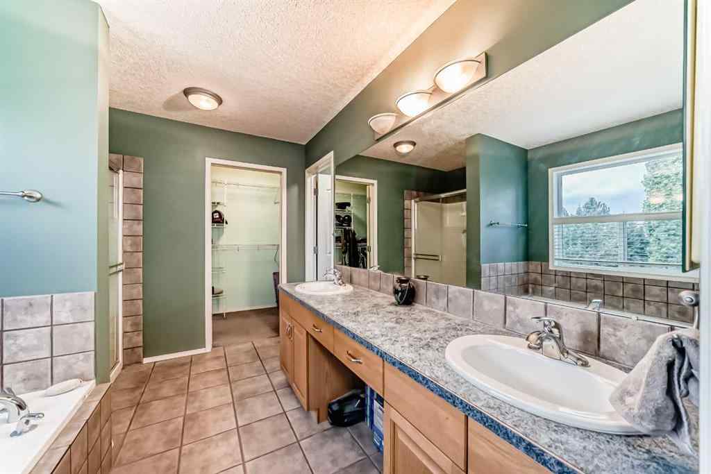 MLS® A2262606 - 151 Cranwell Close SE in Cranston Calgary, Residential