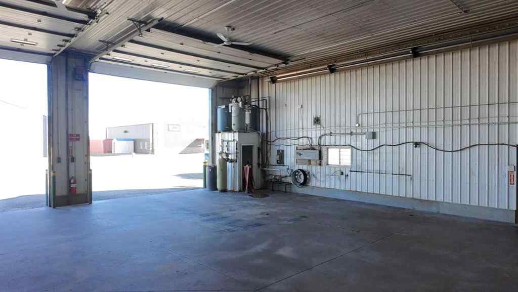 MLS® A2262607 - 5808 58 Street  in NONE Taber, Commercial