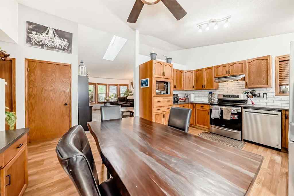 MLS® A2262608 - 5223 56 Avenue  in NONE Eckville, Residential