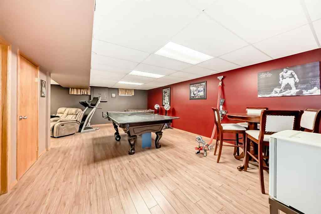 MLS® A2262608 - 5223 56 Avenue  in NONE Eckville, Residential