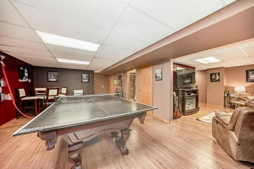 MLS® A2262608 - 5223 56 Avenue  in NONE Eckville, Residential