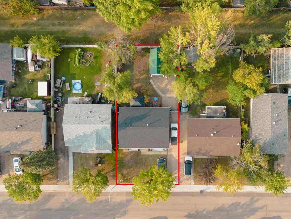 MLS® A2262610 - 9624 82 Avenue  in Patterson Place Grande Prairie, Residential