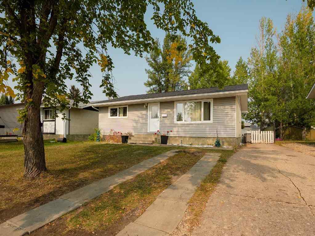 MLS® A2262610 - 9624 82 Avenue  in Patterson Place Grande Prairie, Residential