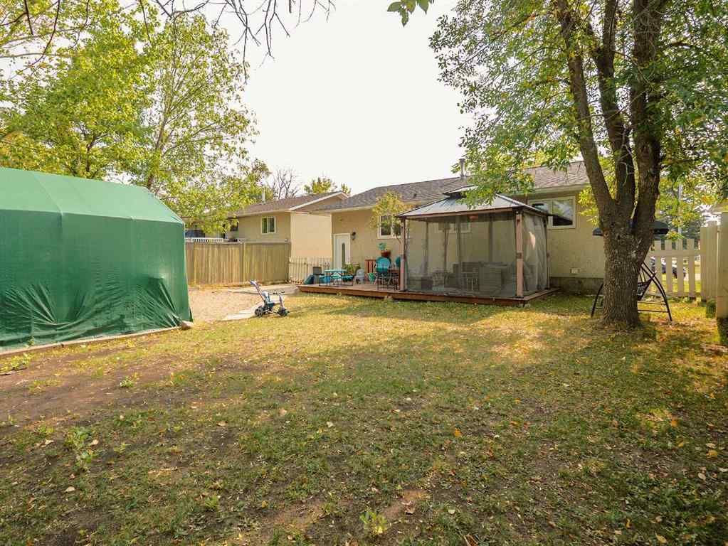 MLS® A2262610 - 9624 82 Avenue  in Patterson Place Grande Prairie, Residential