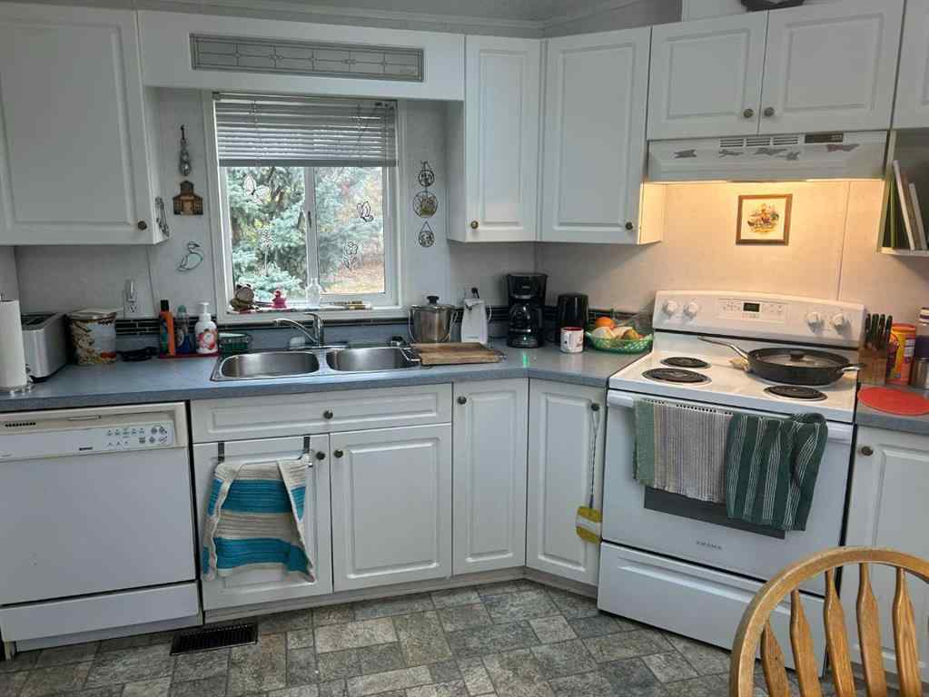 MLS® A2262611 - 335035 Range Road 271   in NONE Rural Kneehill County, Residential