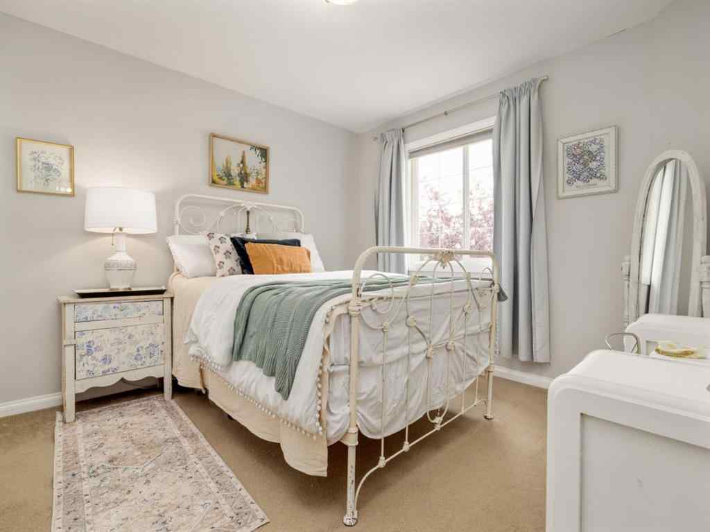 MLS® A2262615 - 506 Gateway Crescent S in Southgate Lethbridge, Residential