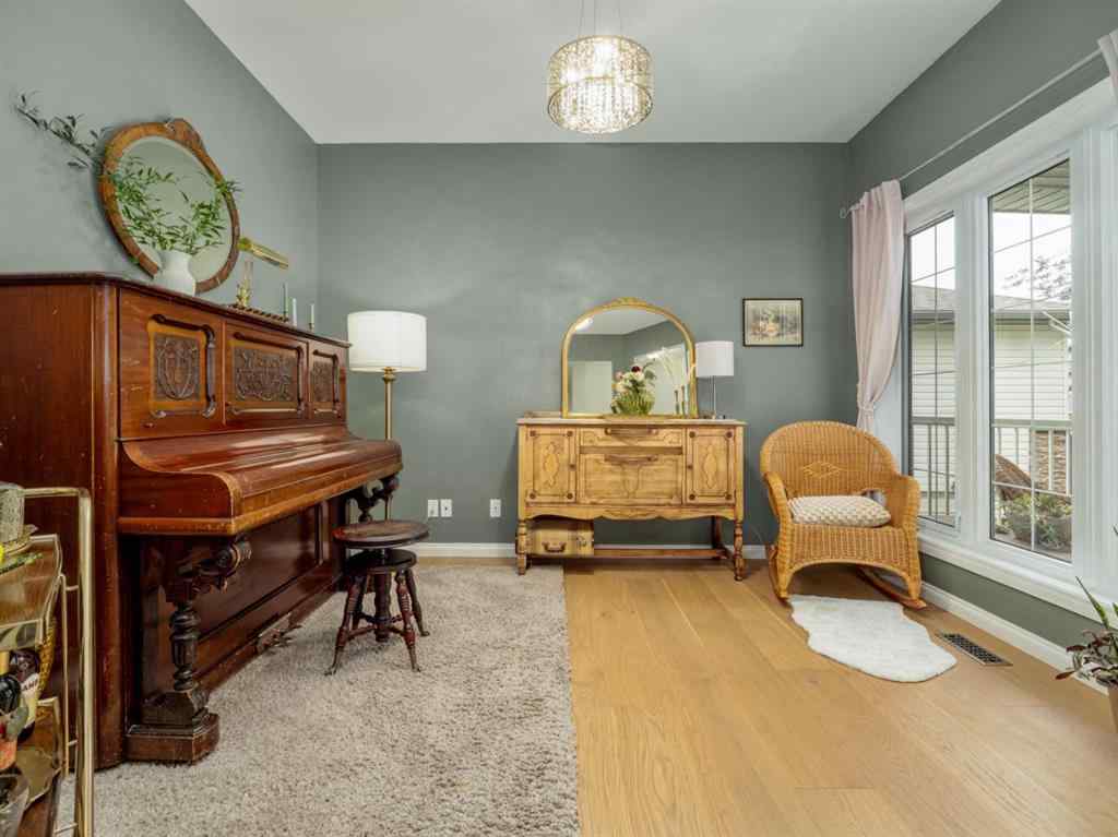 MLS® A2262615 - 506 Gateway Crescent S in Southgate Lethbridge, Residential