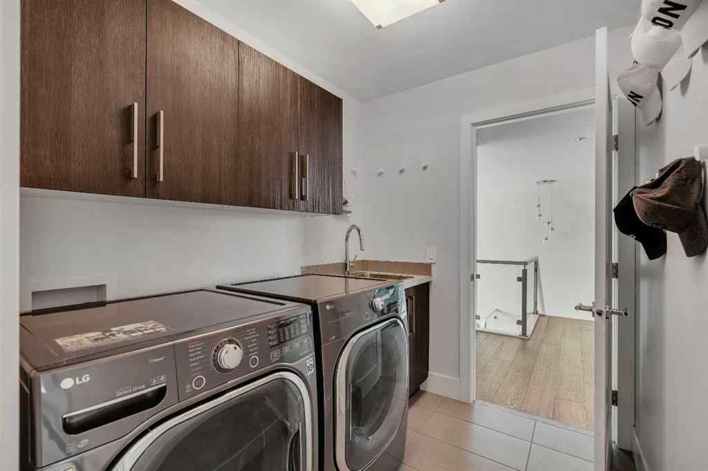 MLS® A2262618 - 86 West Point Mews SW in West Springs Calgary, Residential