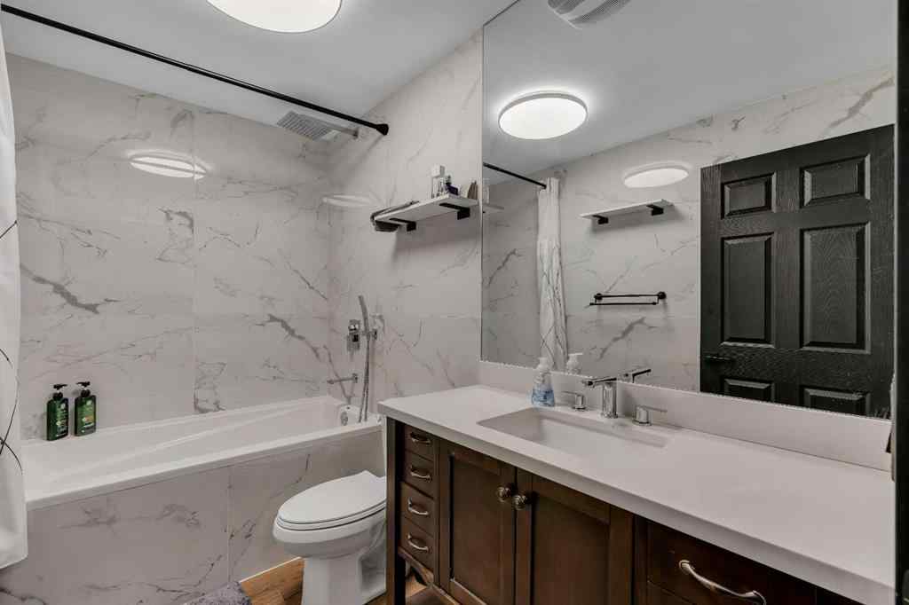 MLS® A2262618 - 86 West Point Mews SW in West Springs Calgary, Residential