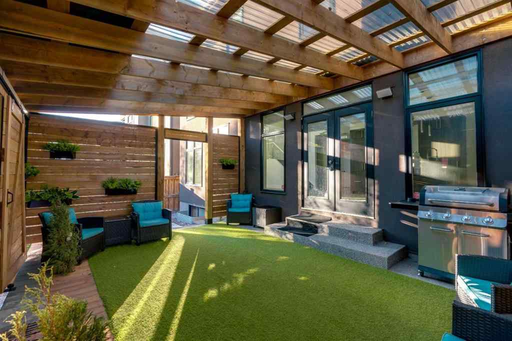 MLS® A2262618 - 86 West Point Mews SW in West Springs Calgary, Residential