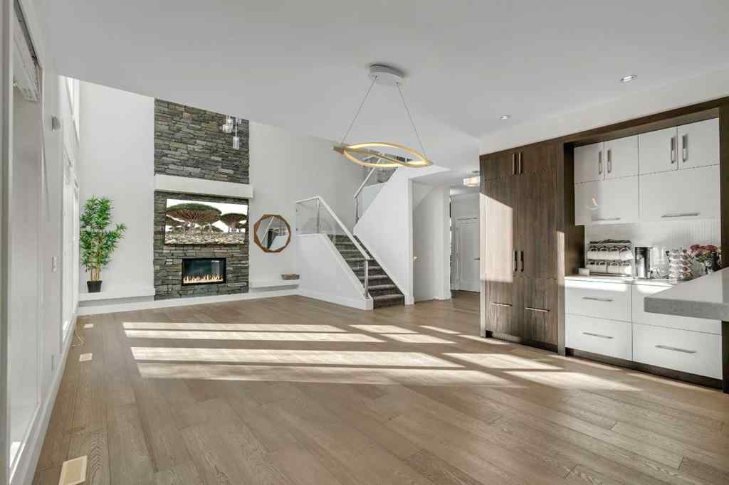 MLS® A2262618 - 86 West Point Mews SW in West Springs Calgary, Residential