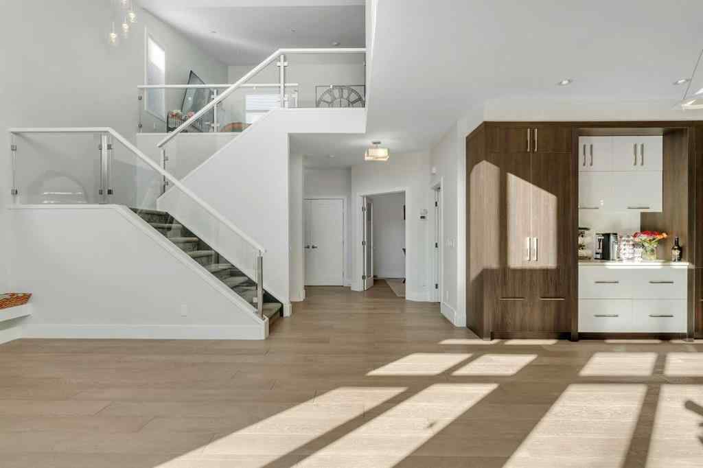 MLS® A2262618 - 86 West Point Mews SW in West Springs Calgary, Residential