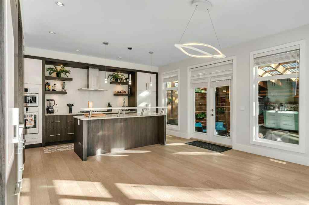 MLS® A2262618 - 86 West Point Mews SW in West Springs Calgary, Residential