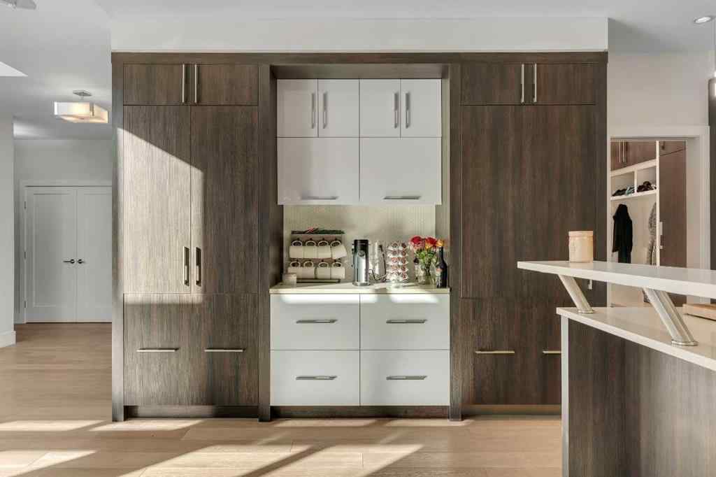 MLS® A2262618 - 86 West Point Mews SW in West Springs Calgary, Residential