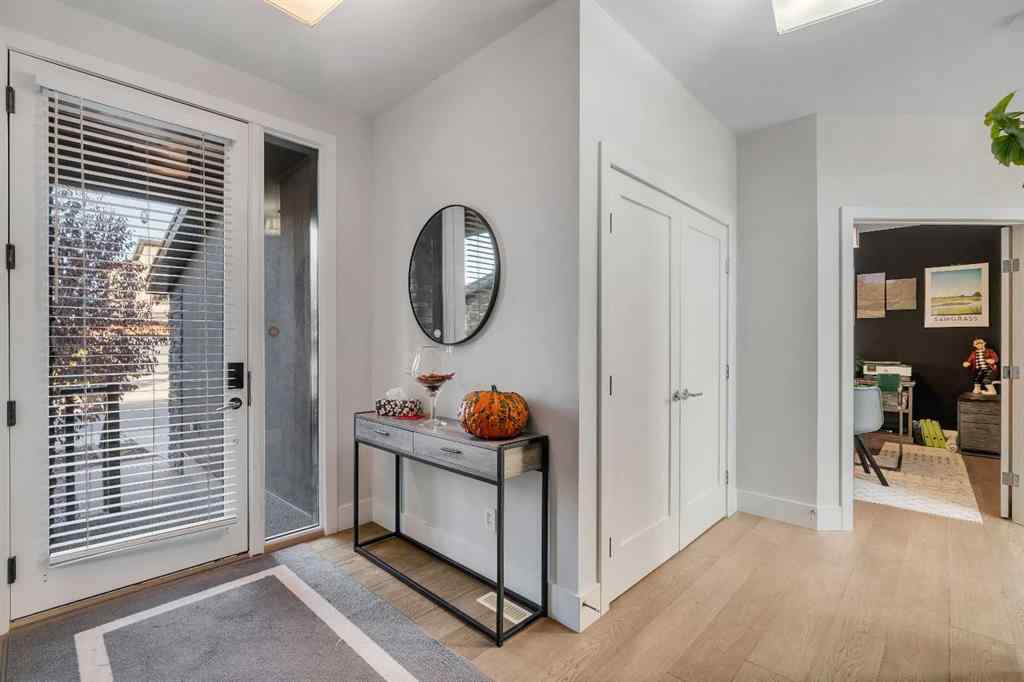 MLS® A2262618 - 86 West Point Mews SW in West Springs Calgary, Residential