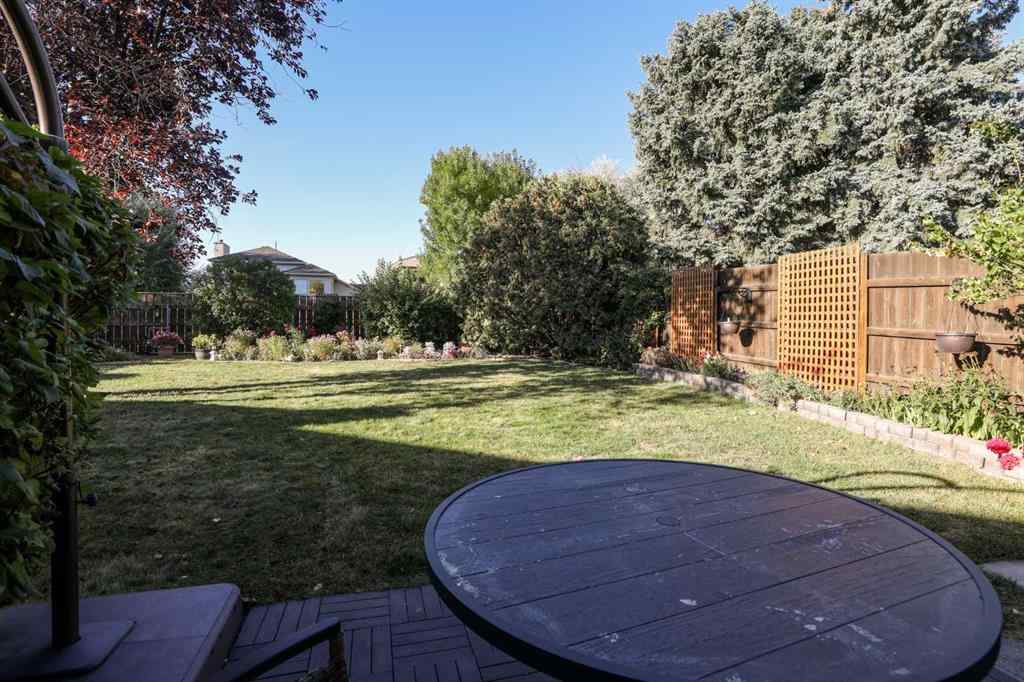 MLS® A2262621 - 112 Edgewood Boulevard W in Ridgewood Lethbridge, Residential