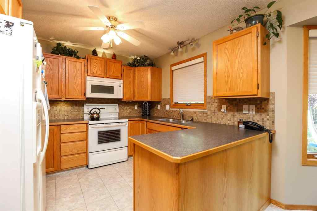 MLS® A2262621 - 112 Edgewood Boulevard W in Ridgewood Lethbridge, Residential