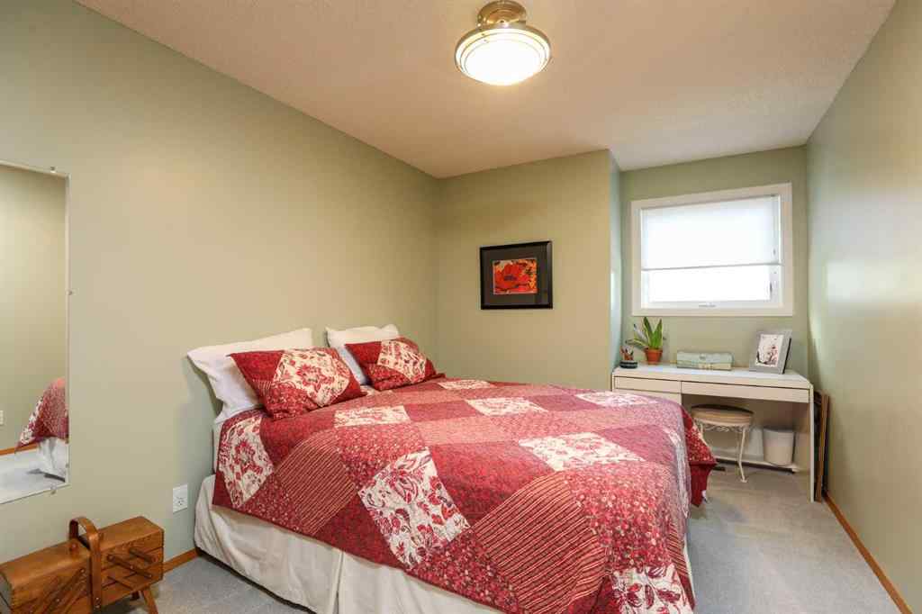 MLS® A2262621 - 112 Edgewood Boulevard W in Ridgewood Lethbridge, Residential