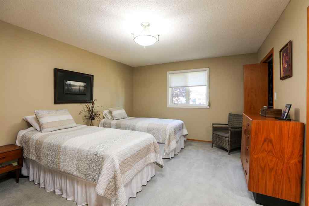 MLS® A2262621 - 112 Edgewood Boulevard W in Ridgewood Lethbridge, Residential