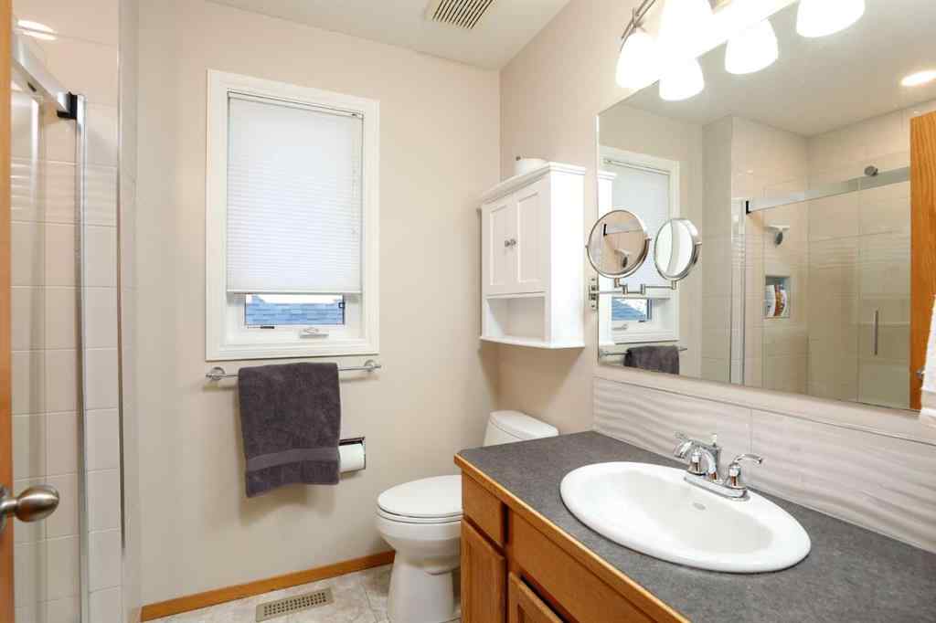 MLS® A2262621 - 112 Edgewood Boulevard W in Ridgewood Lethbridge, Residential