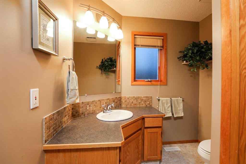 MLS® A2262621 - 112 Edgewood Boulevard W in Ridgewood Lethbridge, Residential