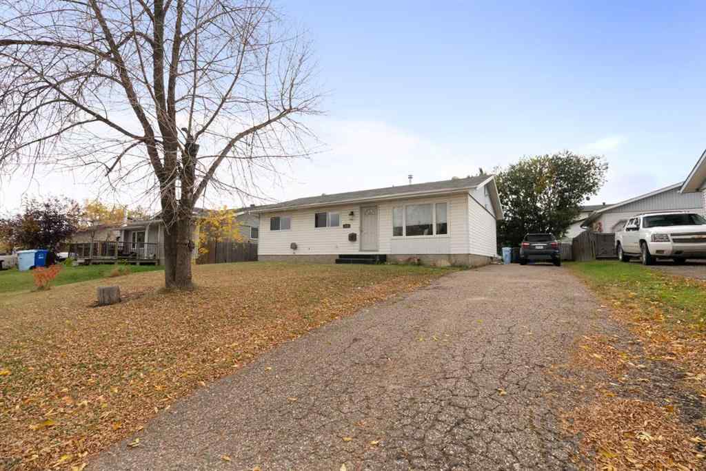 MLS® A2262626 - 136 Beaumont Crescent  in Beacon Hill Fort McMurray, Residential