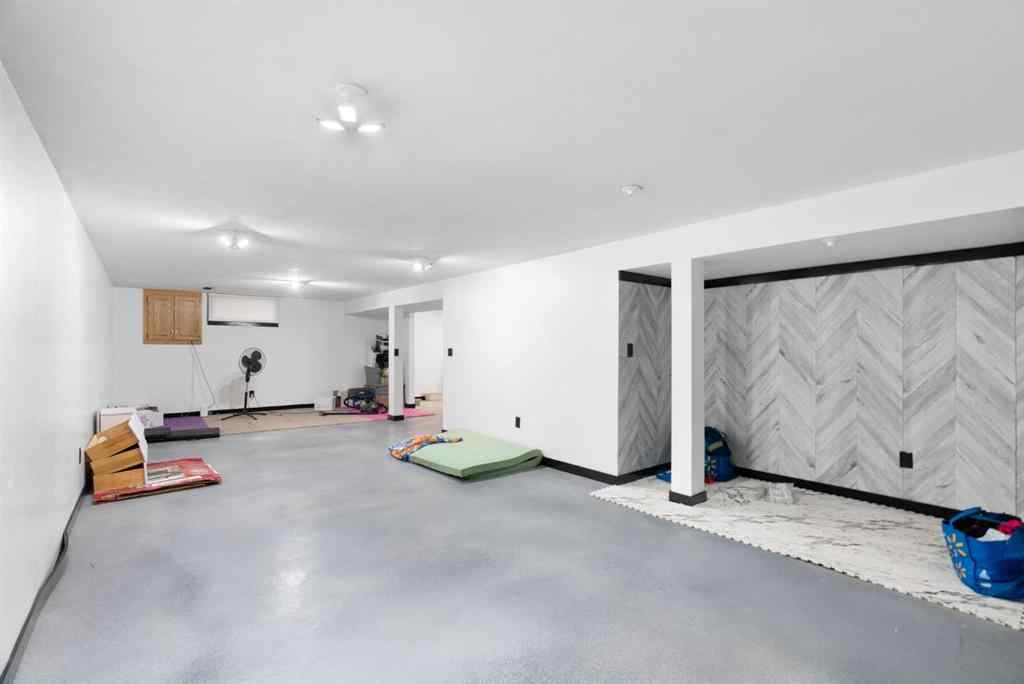 MLS® A2262626 - 136 Beaumont Crescent  in Beacon Hill Fort McMurray, Residential