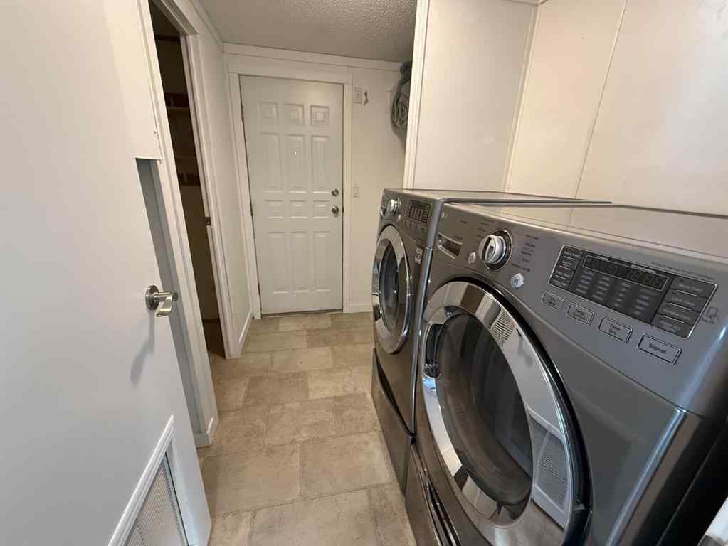 MLS® A2262634 - 62 Davio Place  in NONE Whitecourt, Mobile