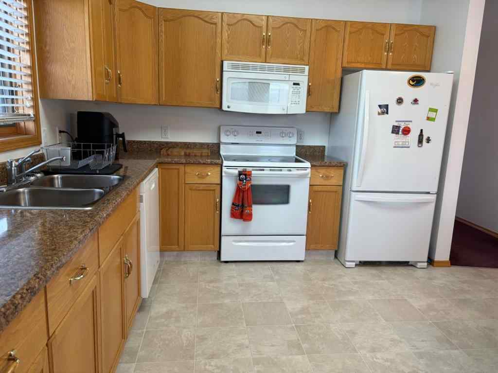 MLS&reg; # A2262636 - 107 Shillbeer Cove  in Hardisty Hinton, Residential Open Houses