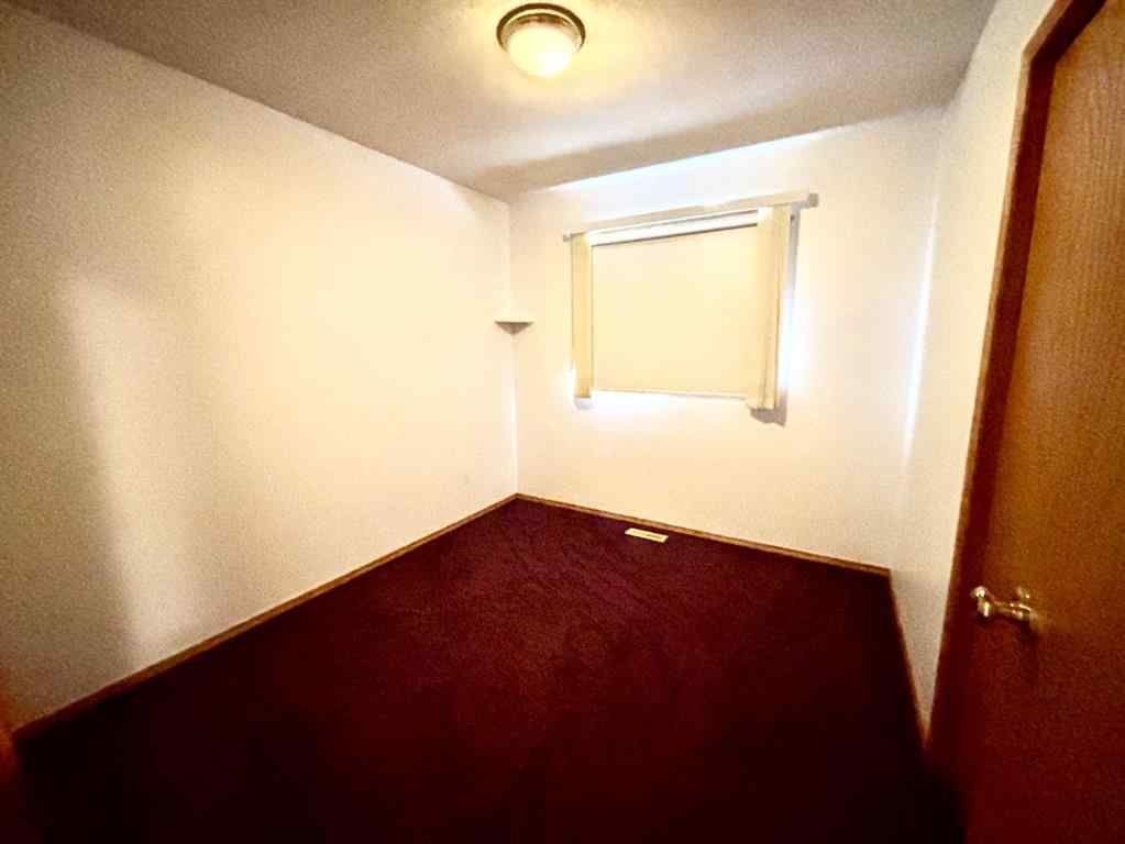 MLS&reg; # A2262636 - 107 Shillbeer Cove  in Hardisty Hinton, Residential Open Houses