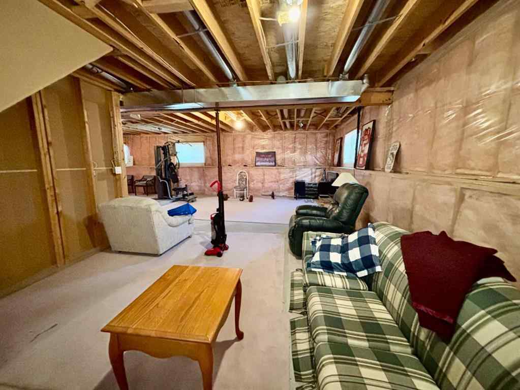 MLS&reg; # A2262636 - 107 Shillbeer Cove  in Hardisty Hinton, Residential Open Houses