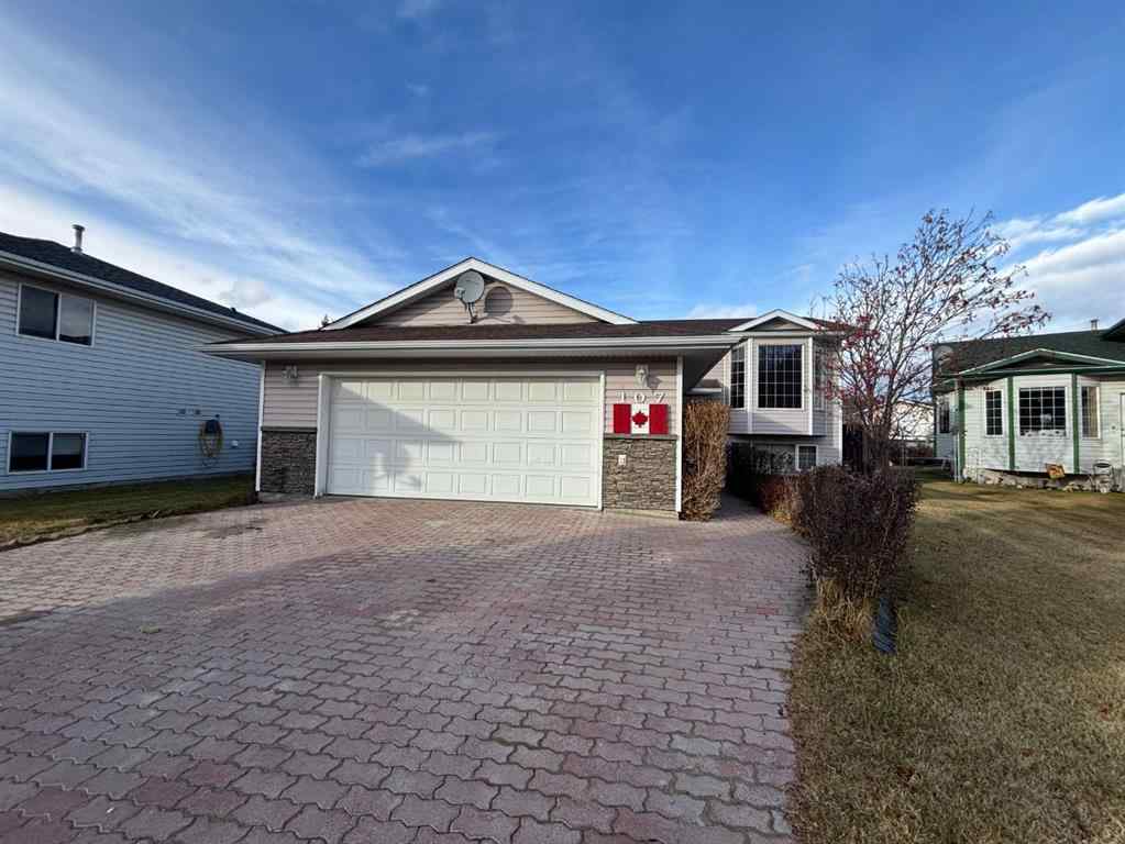 MLS&reg; # A2262636 - 107 Shillbeer Cove  in Hardisty Hinton, Residential Open Houses