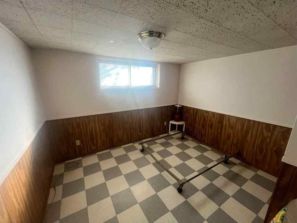 MLS® A2262642 - 5413 56 Street  in NONE Taber, Residential