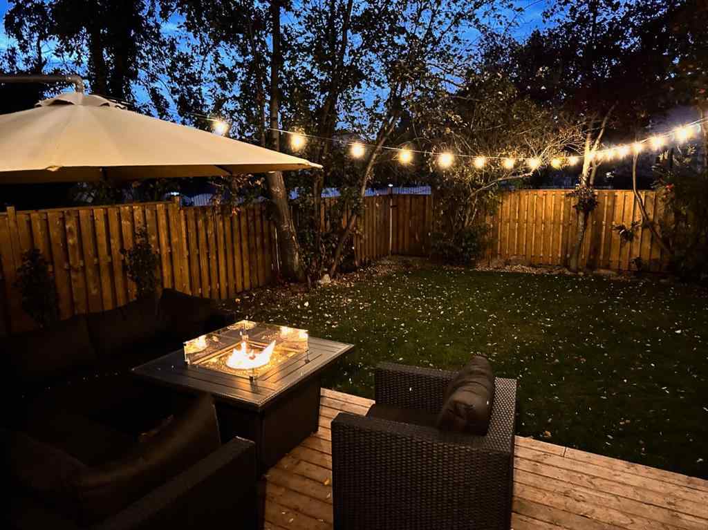 MLS® A2262644 - 9438 63 Avenue  in Country Club Estates Grande Prairie, Residential