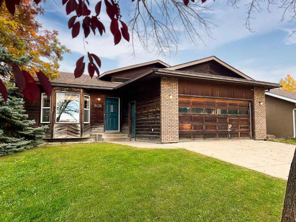 MLS® A2262644 - 9438 63 Avenue  in Country Club Estates Grande Prairie, Residential